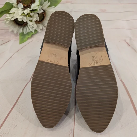 ๐ SALE ๐ NIB Nisolo Classic Chelsea Black Leather Ankle Boots - Picture 5 of 16